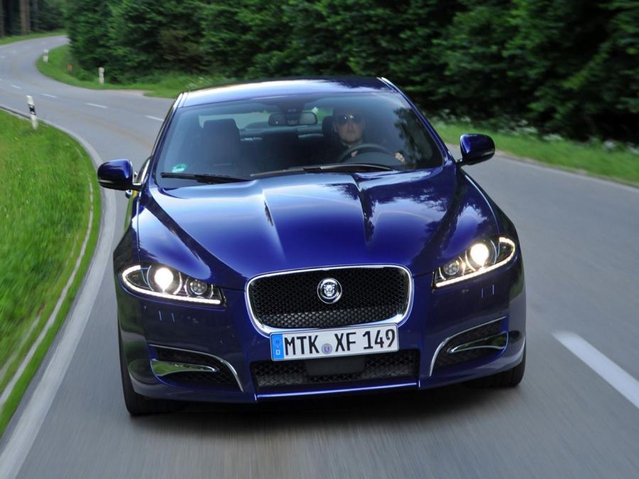  Jaguar XF 2.2 Diesel Option Pack 2011 года  (фото 13 из 15)